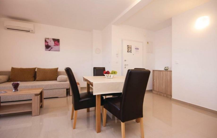 Apartmani Korenika Бродариця Екстер'єр фото